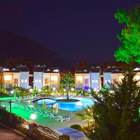 Timelettings Hisar Garden 厄吕代尼兹