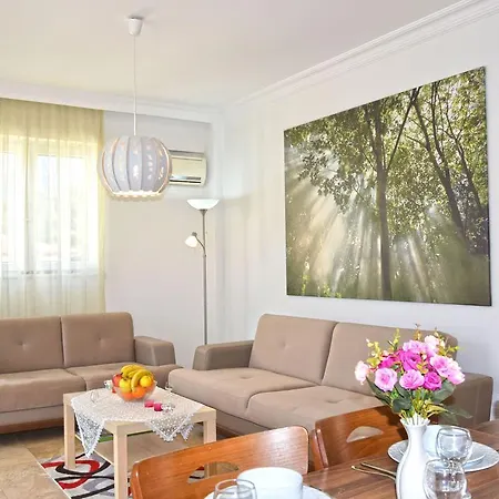 Timelettings Hisar Garden 厄吕代尼兹